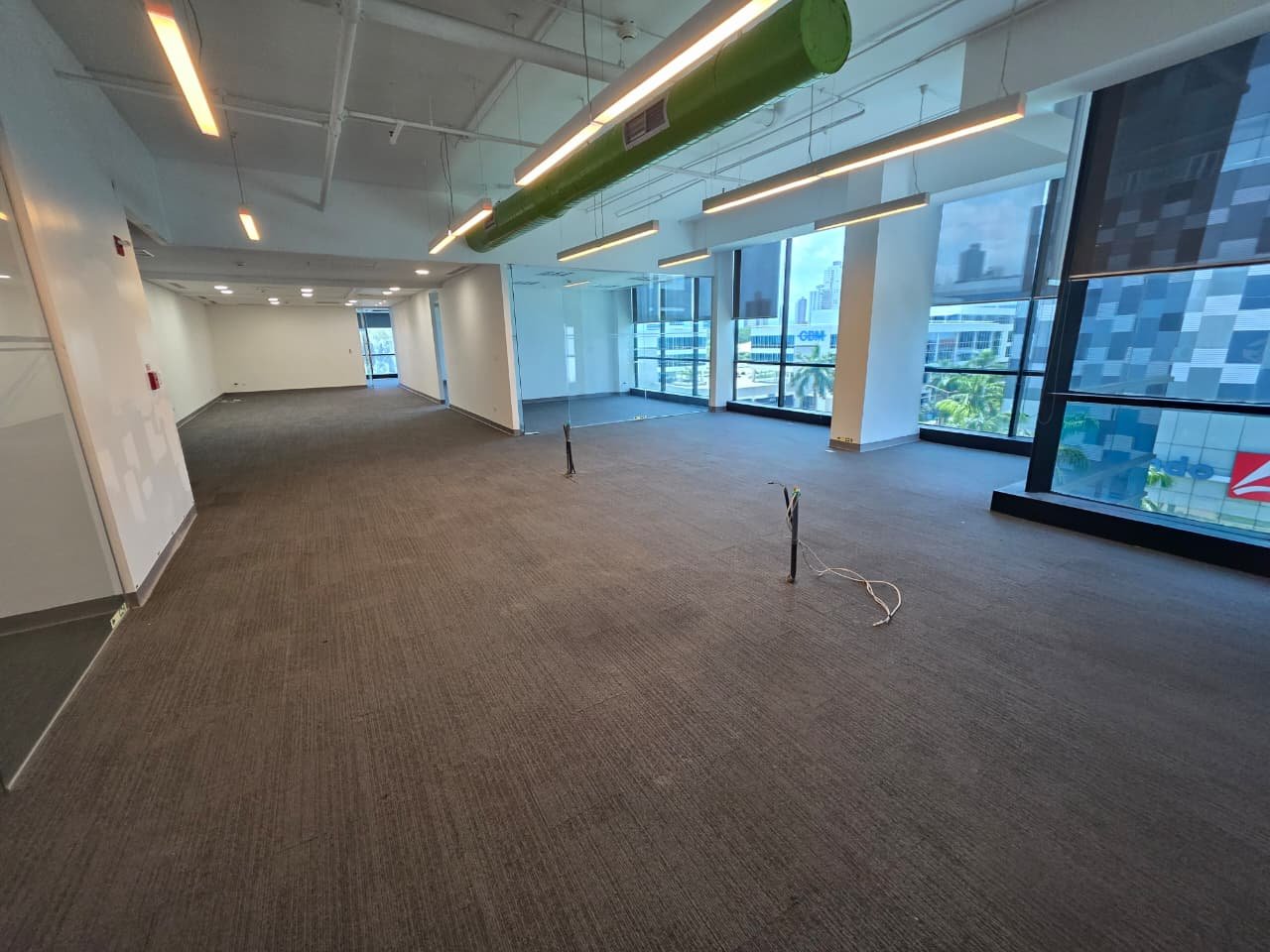 COSTA DEL ESTE – TORRE COMERCIAL PREMIUM: OFICINA DE 1480M2 ALQUILADA