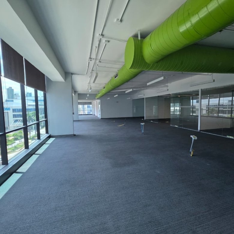 COSTA DEL ESTE – TORRE COMERCIAL PREMIUM: OFICINA DE 1480M2 ALQUILADA