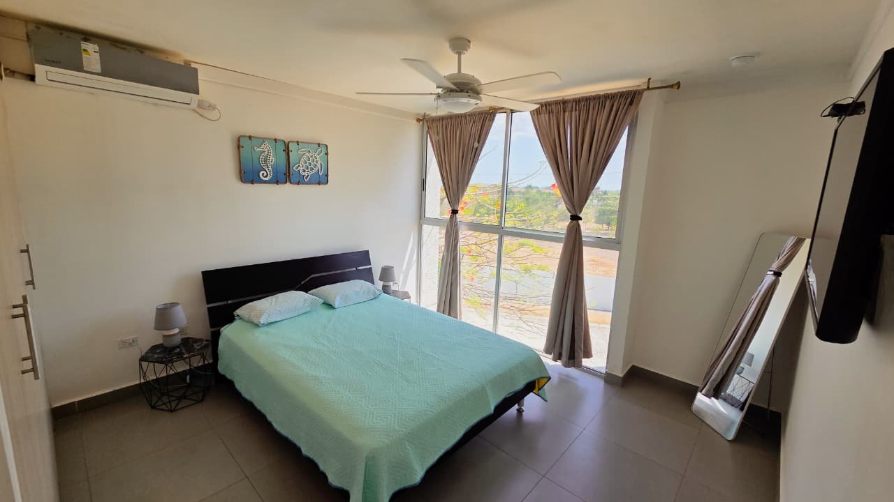 Apartamento de Playa Punta Barco: Amoblado, cercano a frente de playa