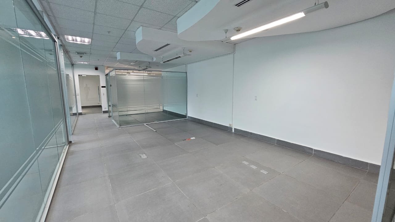 COSTA DEL ESTE – TORRE COMERCIAL PREMIUM: OFICINA DE 340M2 EN GRIS O TERMINADA