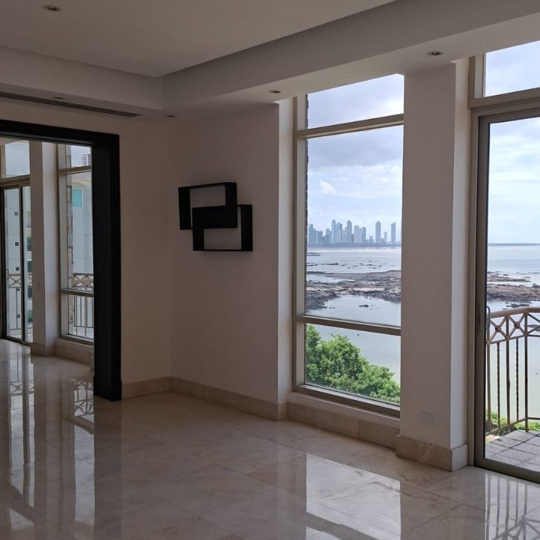 Punta Pacifica, de Lujo – Pacific Point: Frente al Mar, Apartamento de 540m², con 4 Recamaras