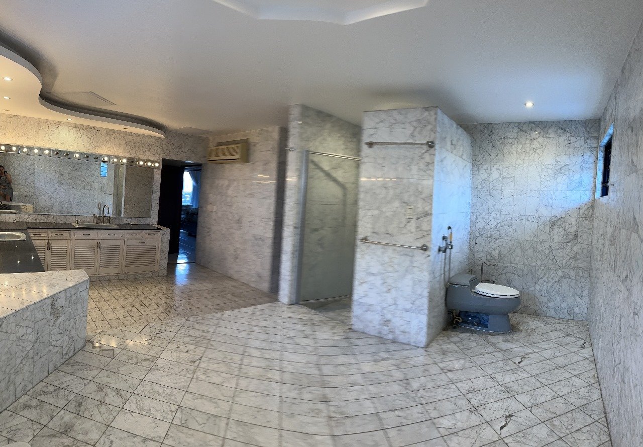 El Dorado / Betania: Town Home con Piscina y Paneles Solares, 3 Recámaras