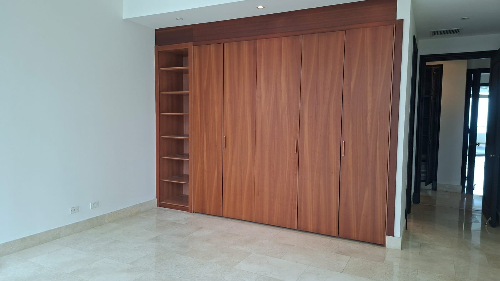Punta Pacifica, de Lujo – Pacific Point: Frente al Mar, Apartamento de 540m², con 4 Recamaras