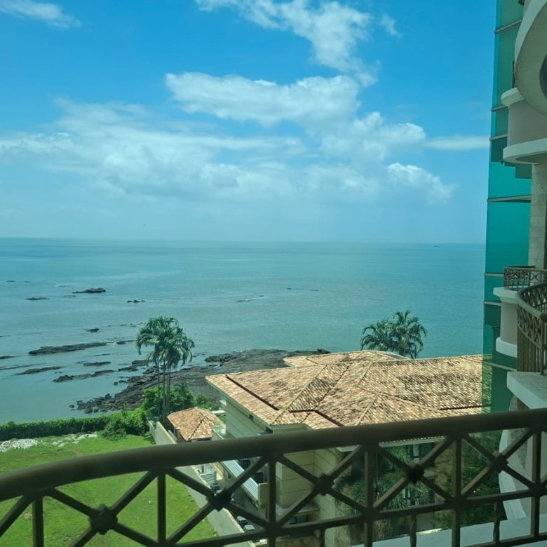 Punta Pacifica, de Lujo – Pacific Point: Frente al Mar, Apartamento de 540m², con 4 Recamaras