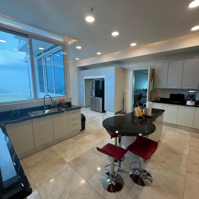 Frente al Mar en Costa del Este: Vitri, lujoso Pent-House de piso completo