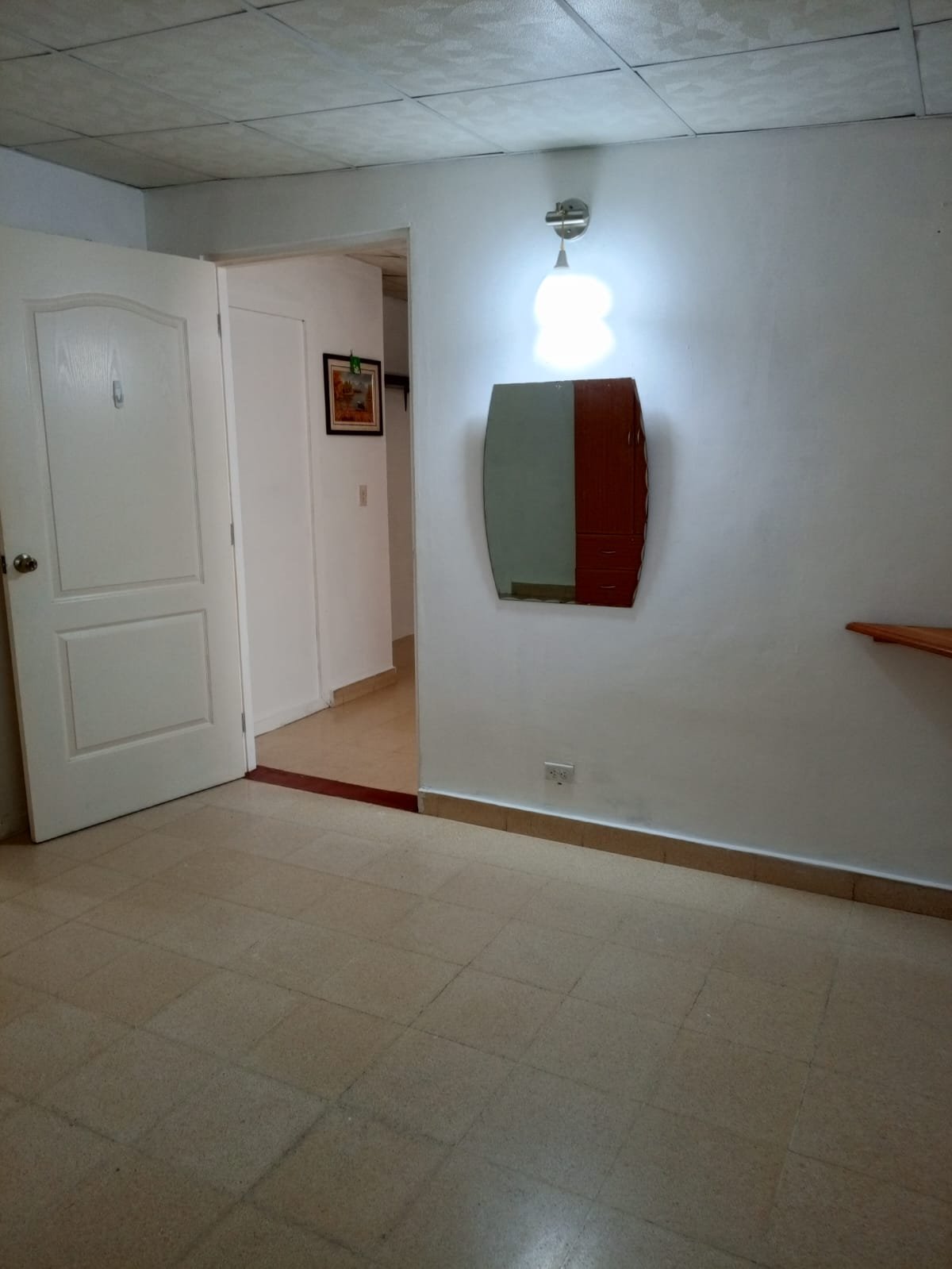 Cerro Viento: Apartamento de Planta Baja, con Patio