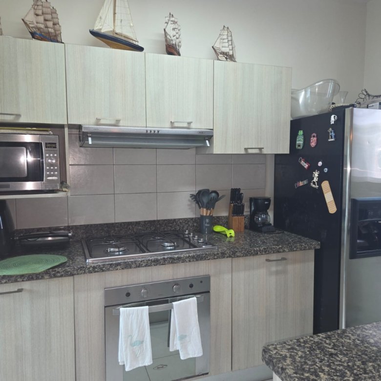 Playa Santa Clara, Bijao Frente a Campo de Golf y vista al Lago: Apartamento Amoblado de 3 habitaciones